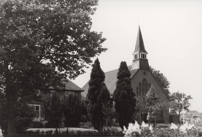 433-29 Gereformeerde kerk en pastorie te Krabbendijke