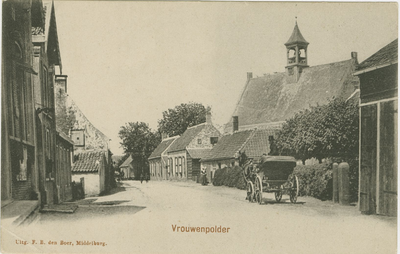 455-1085 Vrouwenpolder. De Dorpsdijk met de Nederlandse Hervormde kerk te Vrouwenpolder