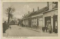 455-1436 Dorpstraat, Gemeente St. Laurens.. De Dorpstraat te Sint Laurens