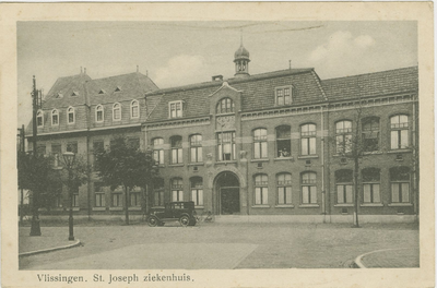 455-158 Vlissingen. St. Joseph ziekenhuis.. Het St. Joseph ziekenhuis aan de Van Dishoeckstraat te Vlissingen