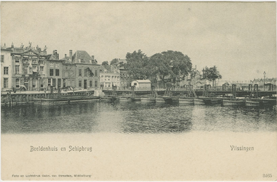 455-231 Beeldenhuis en Schipbrug Vlissingen. De Schipbrug met links het Beeldenhuis aan de Dokkade te Vlissingen
