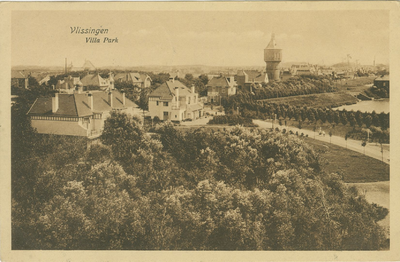 455-271 Vlissingen Villa Park. Gezicht op het Villapark de de watertoren aan de Badhuisweg te Vlissingen