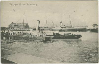 455-369 Vlissingen, Gezicht Buitenhaven. Vaartuigen in de Buitenhaven te Vlissingen