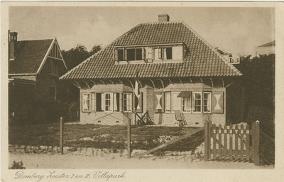 455-544 Domburg. Zeester I en II, Villapark.. Twee geschakelde woningen in het Burgemeester van Teylingenpark te Domburg