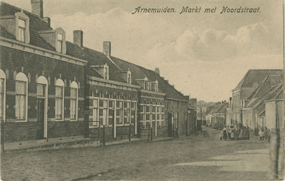 455-564 Arnemuiden. Markt met Noordstraat.. Gezicht op de Markt en de Noordstraat te Arnemuiden