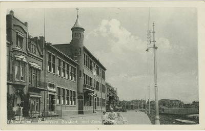 455-62 Vlissingen. Boulevard Bankert met Zeevaartschool. De zeevaartschool aan de Boulevard Bankert te Vlissingen