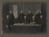 463-27 Groepsfoto van de gemeenteraad van Biggekerke.Midden burgemeester Laurus Simonse (geb. 1841)