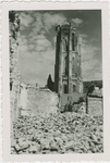 584-139 De door oorlogsgeweld verwoeste Abdijtoren te Middelburg