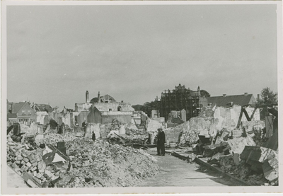 584-163 Door oorlogsgeweld verwoeste panden te Middelburg
