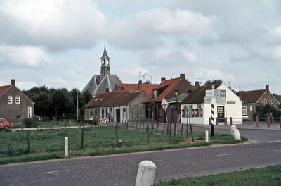 604-38 De Schuitvlotstraat en de Nederlandse Hervormde kerk te Grijpskerke