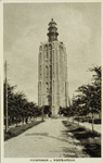 624-12 Vuurtoren - Westkapelle. Gezicht op de vuurtoren van Westkapelle vanuit de Zuidstraat