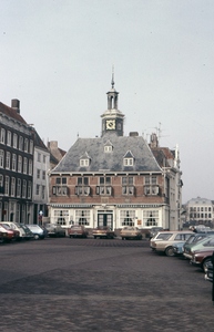71-186 Het Beursgebouw aan het Beursplein te Vlissingen