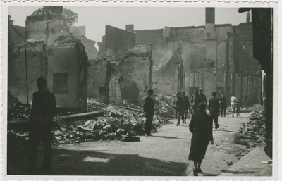 93-14 Door oorlogsgeweld verwoeste panden te Middelburg