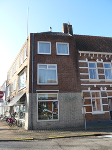 838-025 Middelburg. Herengracht 2. Kapperszaak (Sammy's haircorner) en appartementen