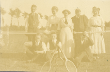 107-24 [24]. Tennisvereniging Luchtenburg, groepsfoto, juli 1913