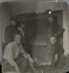 75-7 [7]. Eten koken te Riel, 5 juni 1913