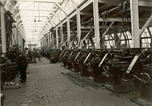 91-3 [3]. Fabriekshal te Delft, [c. 1939]