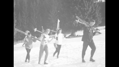 54.18 [Skivakantie in Wildhaus, Zwitserland], 1938