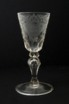 WS3616 Drinkglas met klassieke balusterstam en radgravure (decor: Springend Hert)