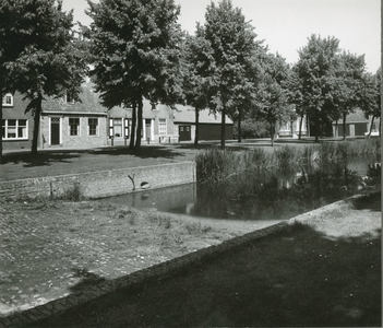 1937-2 Pand Marktveld 2 te Kloetinge, ná de restauratie onder leiding van architectenbureau Rothuizen 't Hooft, in ...