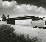 1965-3 Openbare Bibliotheek, Bootstraat 2 te Aardenburg, ontworpen door architect P.C. Dekker, in opdracht van de ...