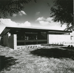 1965-5 Openbare Bibliotheek, Bootstraat 2 te Aardenburg, ontworpen door architect P.C. Dekker, in opdracht van de ...