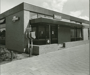 2385-3 Postkantoor, Hoofdstraat 20 te Kruiningen, ontworpen door architect J.D. Poley, in opdracht van PTT Nederland