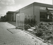 2385-5 Postkantoor, Hoofdstraat 20 te Kruiningen, ontworpen door architect J.D. Poley, in opdracht van PTT Nederland