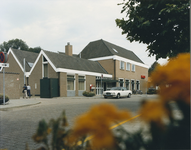 2747-1 Postkantoor, Dubbele Poort 3 te Hulst, ontworpen door architect J.D. Poley, in opdracht van PTT Nederland