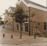 2747-3 Postkantoor, Dubbele Poort 3 te Hulst, ontworpen door architect J.D. Poley, in opdracht van PTT Nederland