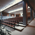 2920-41 Aula in de Zeeuwse Bibliotheek, Kousteensedijk 7 te Middelburg, ontworpen door architect P.C. Dekker