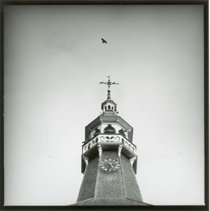 3673-5 Spits van de toren van de Nederlandse Hervormde kerk te Sint Maartensdijk, tijdens de restauratie onder leiding ...