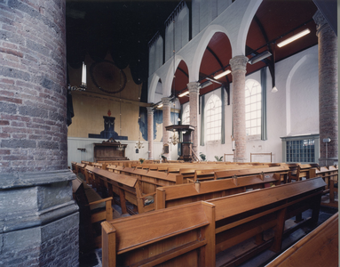 3785-1 Interieur van de Nederlandse Hervormde kerk te Haamstede, gerestaureerd onder leiding van architectenbureau ...