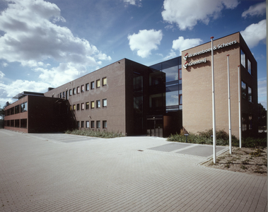 5022-2 Kantoorcomplex aan de Buitenruststraat te Middelburg, ontworpen door architect B. Westenburger