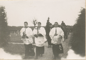 20-83 Herbegraven van de gesneuvelde Franse militairen in Kapelle