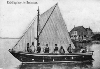 B-0394 Bruinisse. Bruinisser reddingsboot Luctor et Emergo , een Heldersevlet. De eerste proefvaart vond plaats op 4 ...