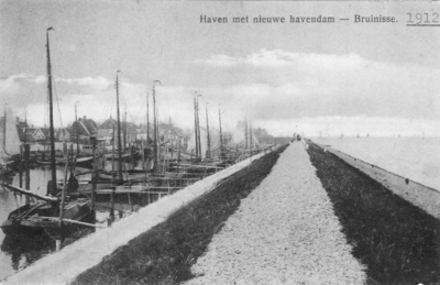 B-0716 Bruinisse. De vernieuwde Langedam. Na de stormramp van september 1911 opnieuw aangelegd.