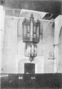 BRO-1161 Brouwershaven. Orgel in de Nederlands Hervormde St. Nicolaaskerk. De kas van het orgel dateert uit 1557 en ...