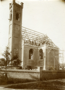 BUR-0529 Burgh. Kerk na de brand van 25 september 1924 tijdens de restauratie van 1925
