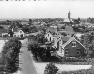 BUR-0637 Burgh. Burghseweg richting de Kerkstraat