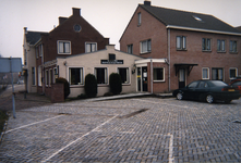 BUR-1320 Haamstede. Hogezoom. 't Schouwse Pannekoekenhuis aan de achterkant van het hotel met rechts daarvan de appartementen