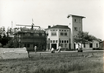 BUR-1397 Haamstede. Torenweg. RTM Hotel Vliegveld Haamstede. Verbouwing van de slaapkamers van 14 naar 31 gasten. Ook ...