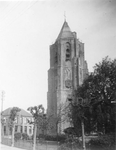 D-1263 Nieuwerkerk. Kerkring. De oorspronkelijke kerktoren, vernield in 1945.