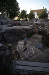 DIA-0700 Zierikzee. Kerkplein. Archeologische opgravingen naar de Sint Lievens Monsterkerk.