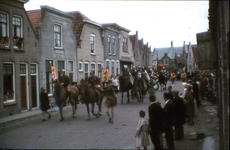 DIA-2575 Zierikzee. Lammermarkt. Op woensdag 3 augustus trok een historische optocht door de straten van Zierikzee. Op ...