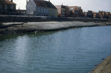 DIA-9582 Zierikzee. Wandeling. Nieuwe nooddijk. Foto gemaakt vanaf de Grachtweg