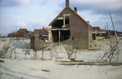 DIA-9619 Ouwerkerk. Zuidstraat. De later afgebroken woning van Maria Goudzwaard