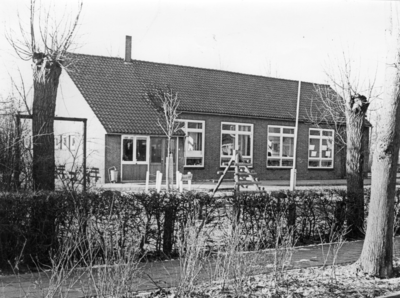 KZN-1721 Serooskerke. Schoolstraat. Openbare basisschool De Schelphoek .