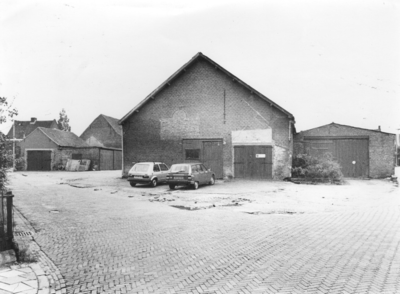 KZN-1920 Zierikzee. Hofferplein. Stadsboerderij.