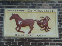 NDG-0174 Noordgouwe. Zuidbosweg. Gevelsteen in meestoof Willem III, in 1863 in traditionele stijl gebouwd. In 1898 in ...